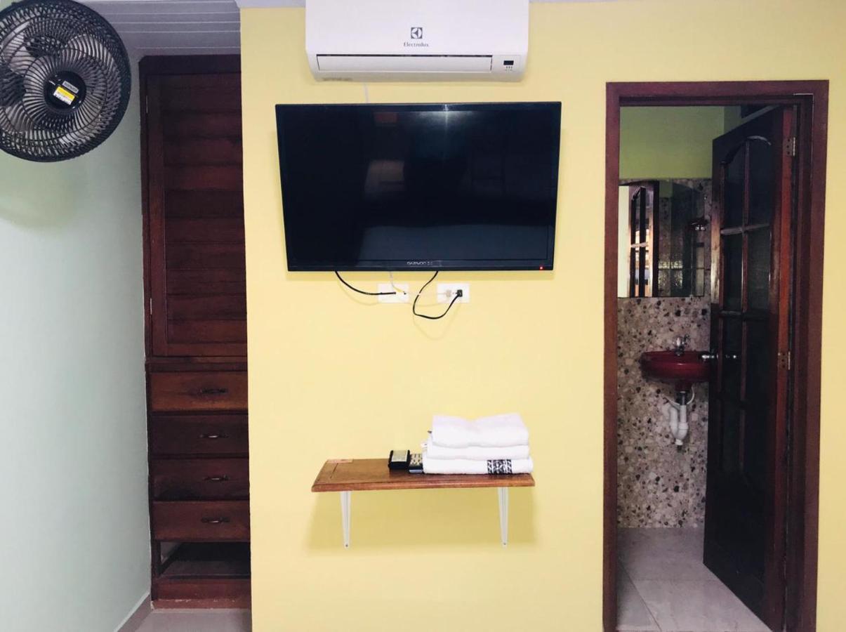 Hostal La Esperanza Leticia Ngoại thất bức ảnh
