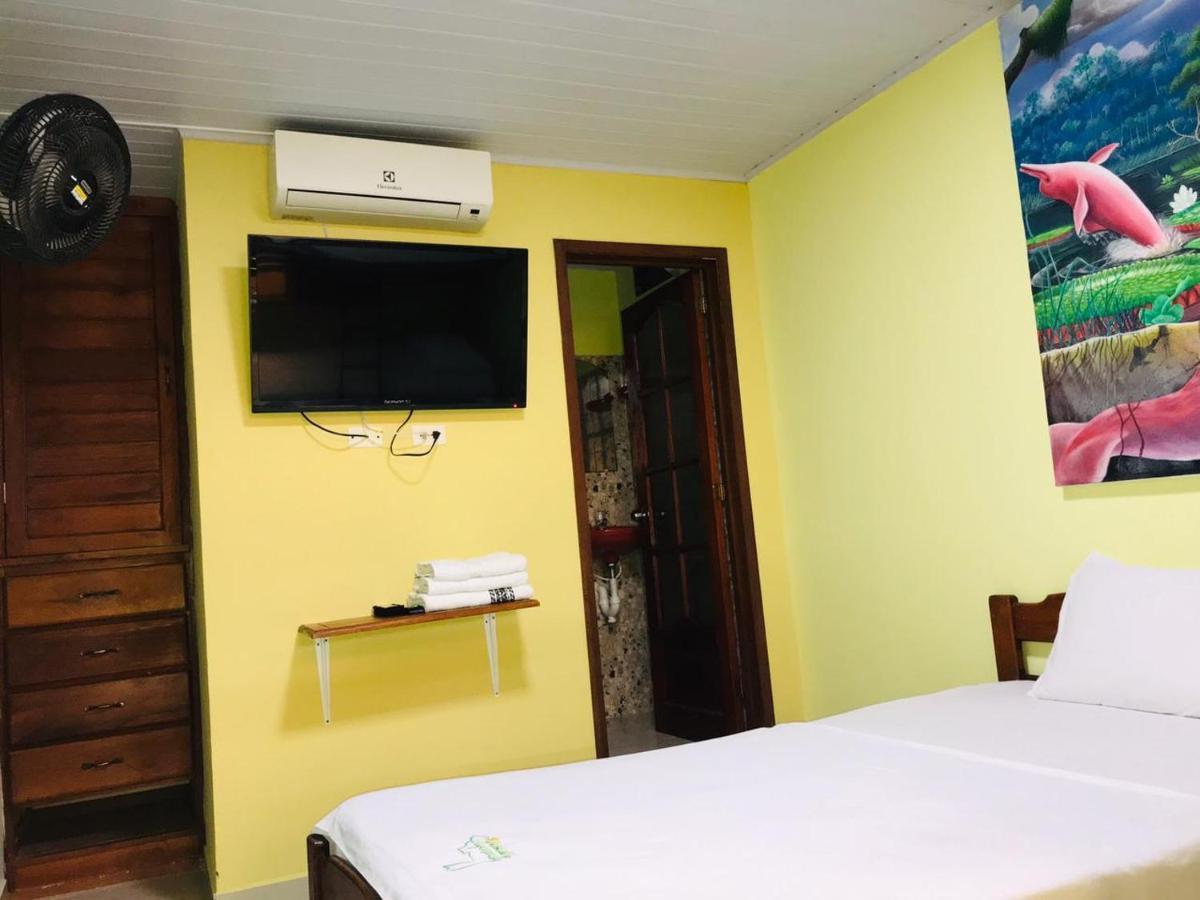 Hostal La Esperanza Leticia Ngoại thất bức ảnh