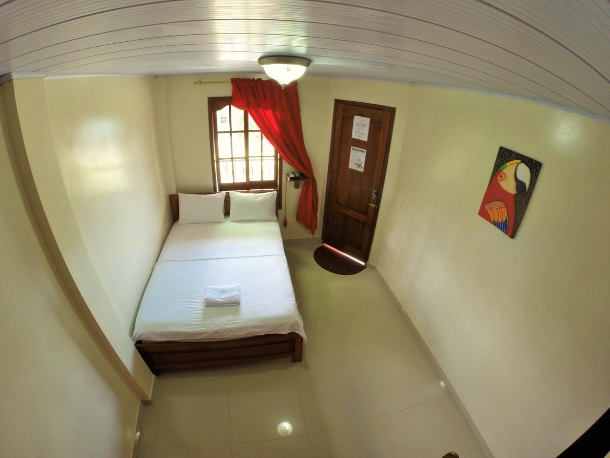 Hostal La Esperanza Leticia Ngoại thất bức ảnh