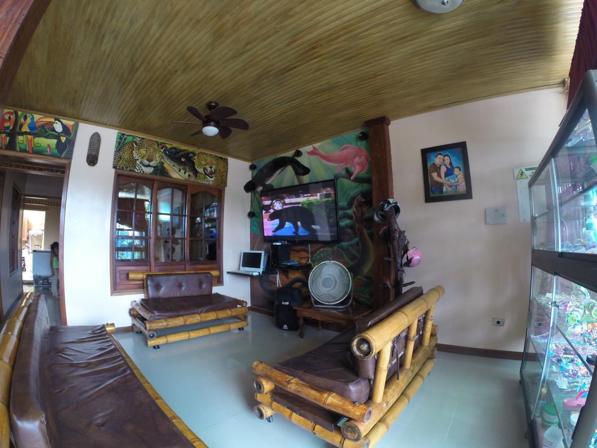 Hostal La Esperanza Leticia Ngoại thất bức ảnh